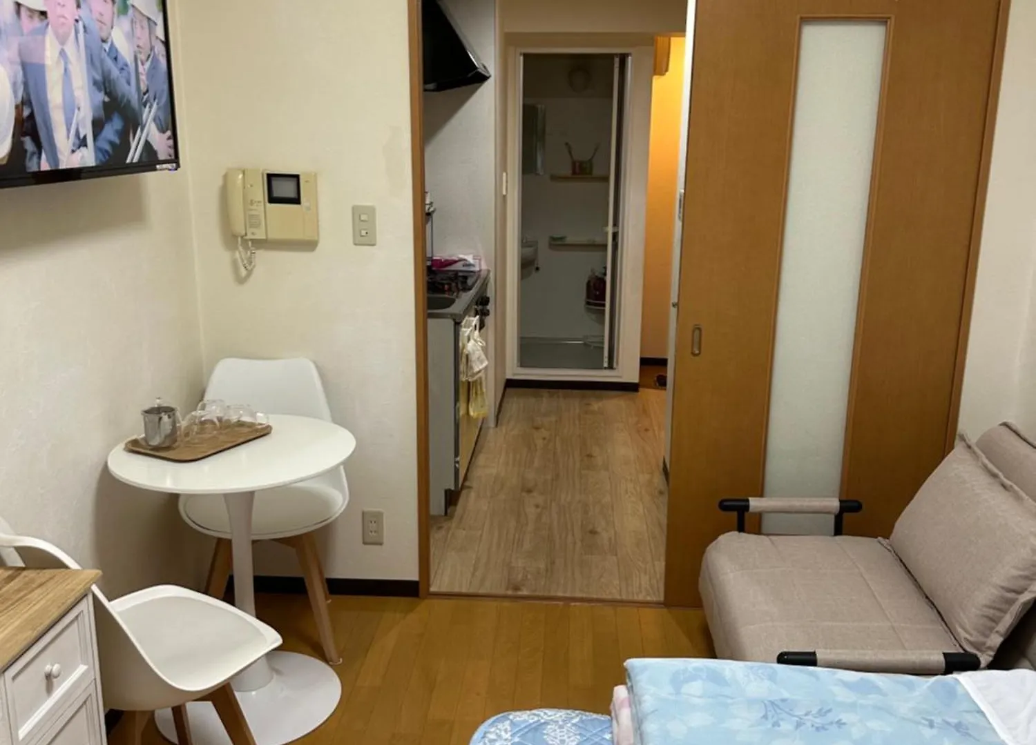 新宿安靜の家-A Quiet Home In Shinjuku - A 26 Square Meter Double Bed Room That Feels Like Home Tokyo Japan