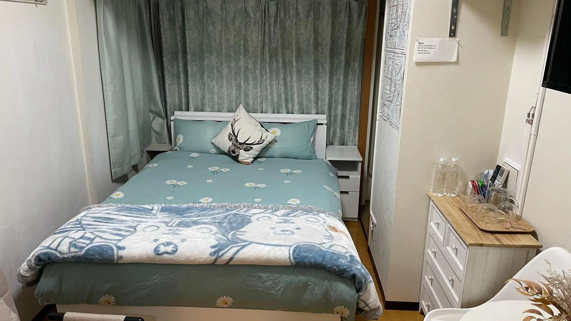 Lejlighed 新宿安靜の家-A Quiet Home In Shinjuku - A 26 Square Meter Double Bed Room That Feels Like Home Tokyo